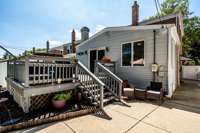 9905 S Maplewood Avenue, Chicago, IL 60655