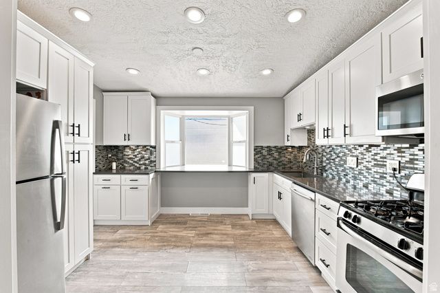 1093 W MACFARLAND DR, Salt Lake City, UT 84116