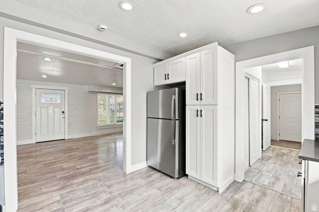 1093 W MACFARLAND DR, Salt Lake City, UT 84116