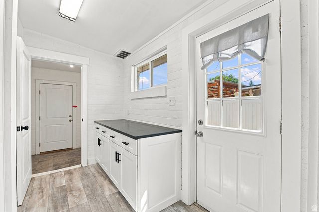 1093 W MACFARLAND DR, Salt Lake City, UT 84116