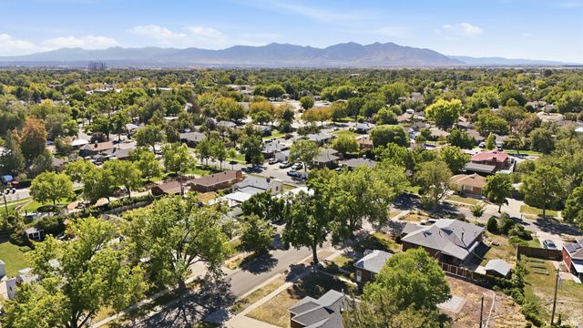 1093 W MACFARLAND DR, Salt Lake City, UT 84116