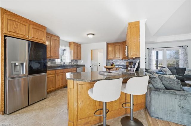 6371 Everets RD, Suffolk, VA 23434