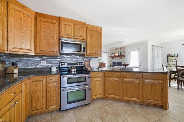 6371 Everets RD, Suffolk, VA 23434