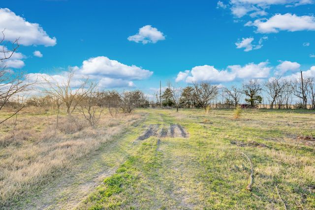 3175 County Road 1110, Corsicana, TX 75110