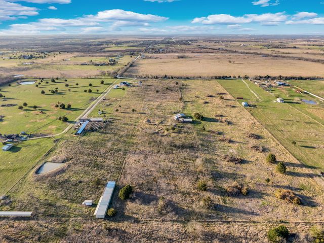3175 County Road 1110, Corsicana, TX 75110