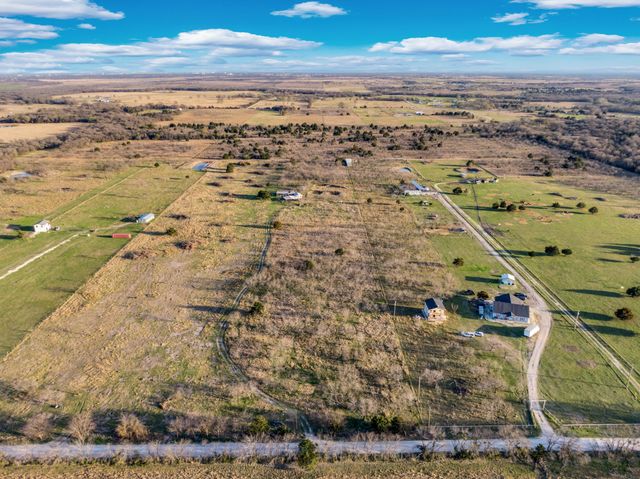 3175 County Road 1110, Corsicana, TX 75110
