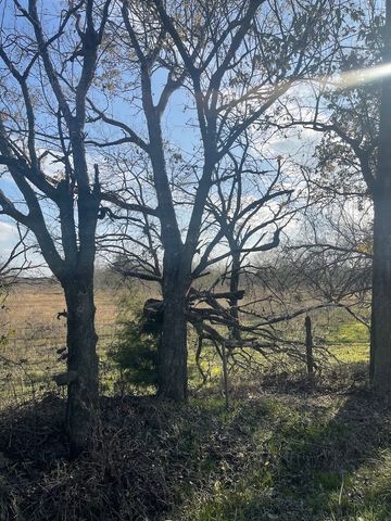 3175 County Road 1110, Corsicana, TX 75110