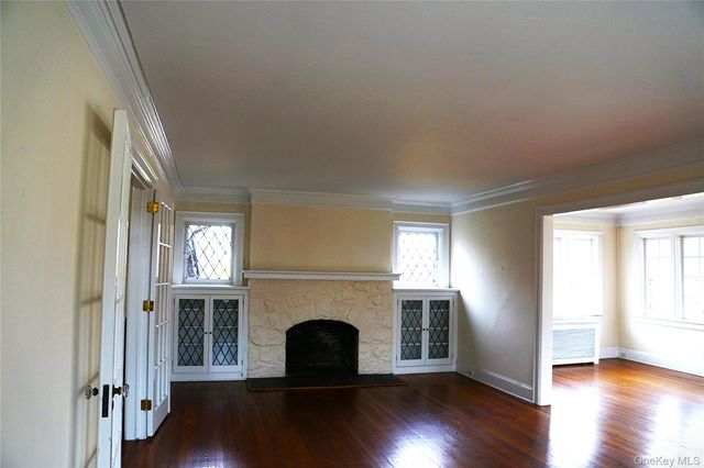 16 Bon Air Avenue, New Rochelle, NY 10804