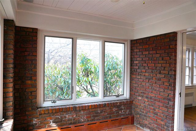 16 Bon Air Avenue, New Rochelle, NY 10804