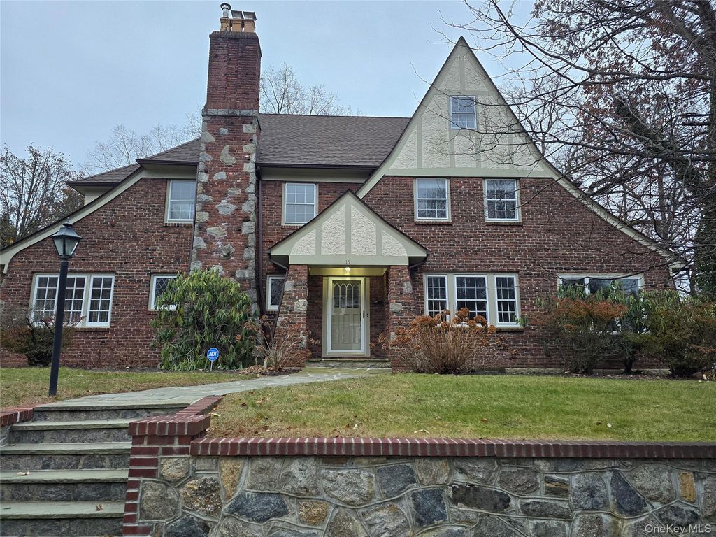 16 Bon Air Avenue, New Rochelle, NY 10804