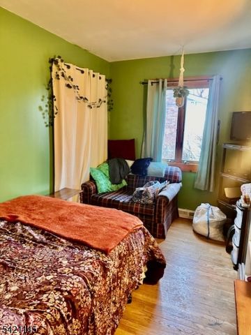 12 Chincopee Ave, Hopatcong Boro, NJ 07843