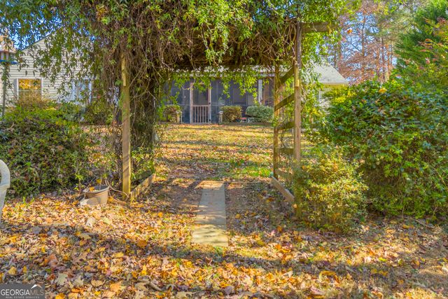 357 Sundew Lane, Mount Airy, GA 30563