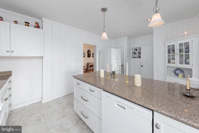 313 SUMMIT AVE, Westville, NJ 08093