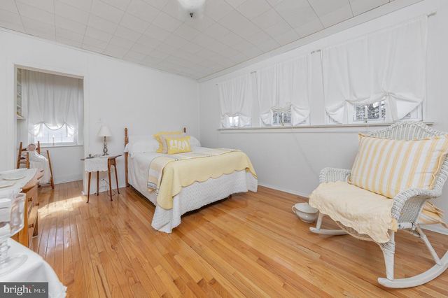 313 SUMMIT AVE, Westville, NJ 08093
