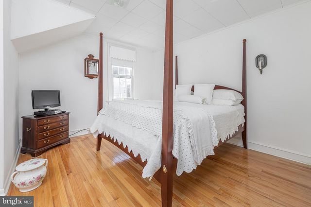313 SUMMIT AVE, Westville, NJ 08093