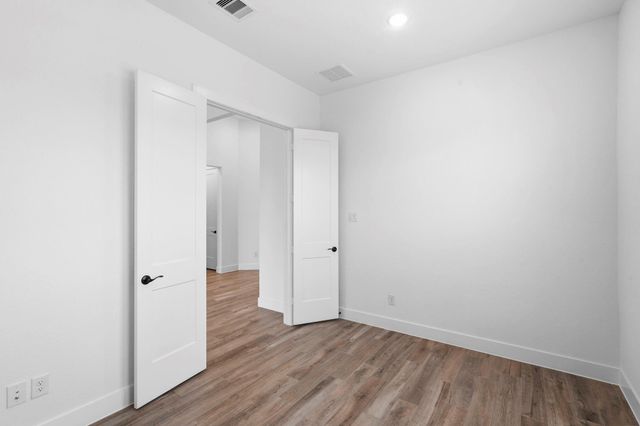 413 Lone Ranger Drive, Montgomery, TX 77316