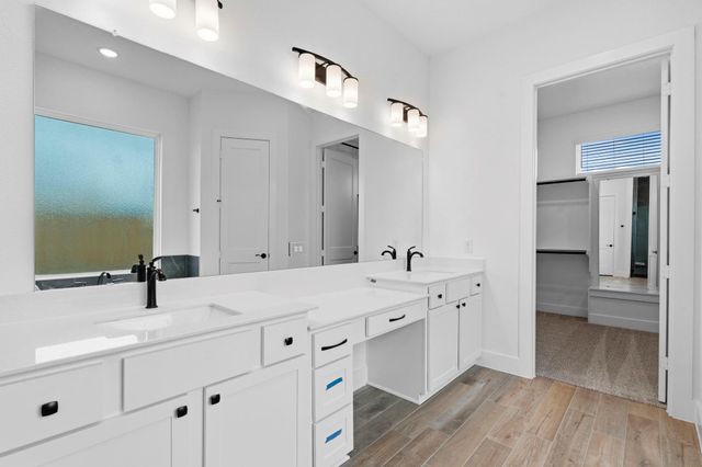 413 Lone Ranger Drive, Montgomery, TX 77316