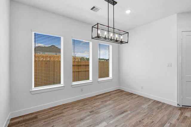 413 Lone Ranger Drive, Montgomery, TX 77316