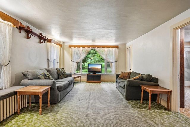 S63W34771 Piper ROAD, Eagle, WI 53119