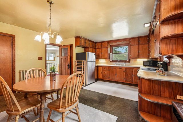 S63W34771 Piper ROAD, Eagle, WI 53119