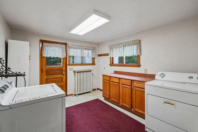 S63W34771 Piper ROAD, Eagle, WI 53119