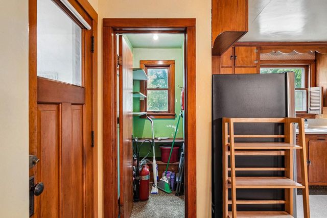 S63W34771 Piper ROAD, Eagle, WI 53119