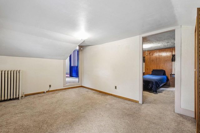 S63W34771 Piper ROAD, Eagle, WI 53119