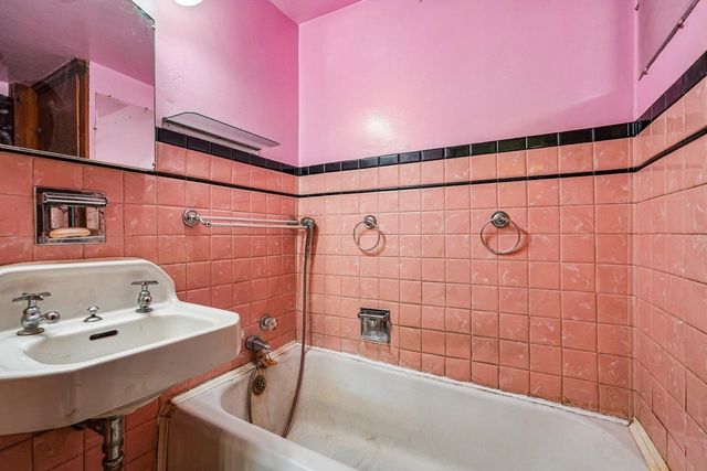 S63W34771 Piper ROAD, Eagle, WI 53119