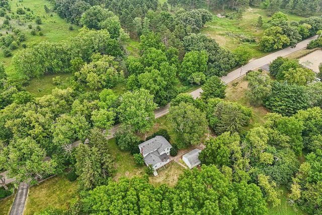 S63W34771 Piper ROAD, Eagle, WI 53119
