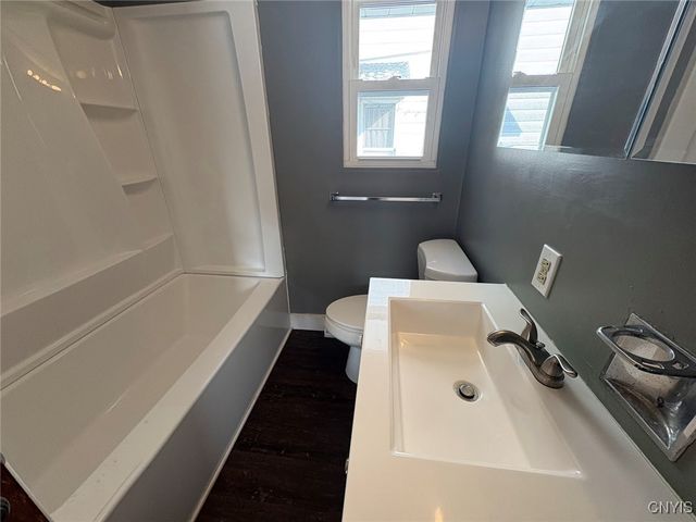 519 Sunflower Drive, Salina, NY 13088