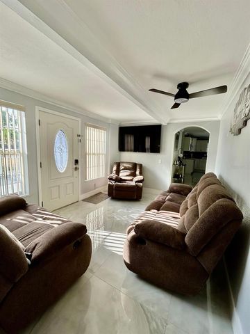 6316 FAIRWAY BOULEVARD, Apollo Beach, FL 33572