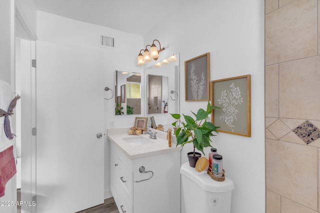 1926 E INVERNESS Avenue, Mesa, AZ 85204