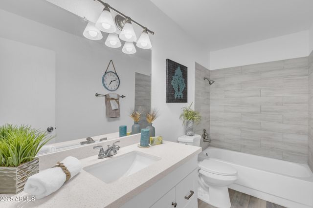 1926 E INVERNESS Avenue, Mesa, AZ 85204