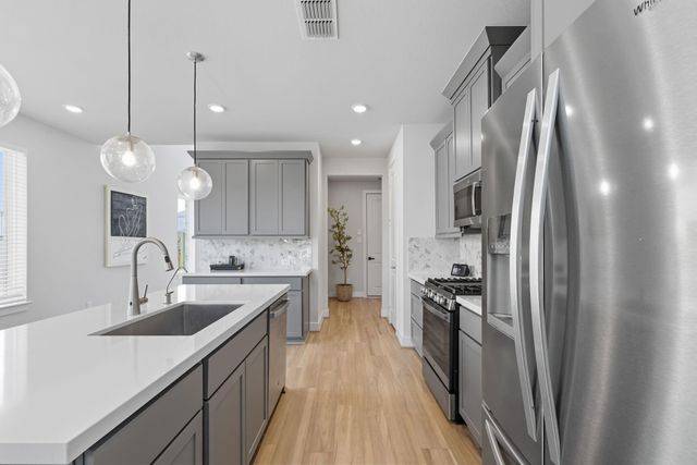 21810 Fitzroy Manor Lane, Cypress, TX 77433