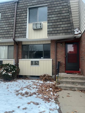 244 High Path Road 244, Windsor, CT 06095