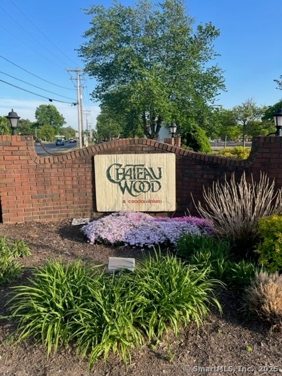 244 High Path Road 244, Windsor, CT 06095