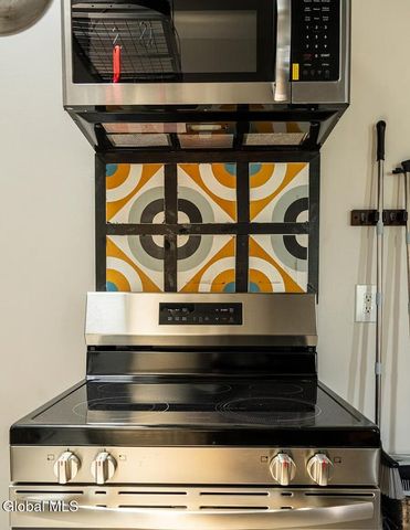 240 Washington Avenue Unit 2, Albany, NY 12210