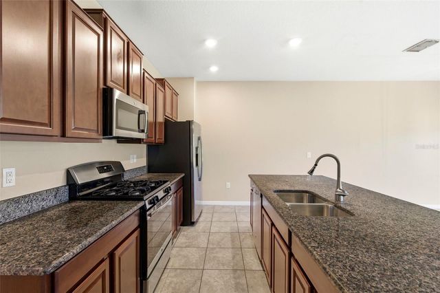 16948 STORYLINE DR, Land O Lakes, FL 34638