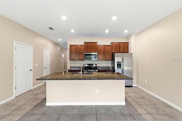 16948 STORYLINE DR, Land O Lakes, FL 34638