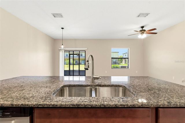 16948 STORYLINE DR, Land O Lakes, FL 34638