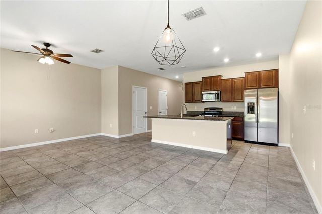 16948 STORYLINE DR, Land O Lakes, FL 34638