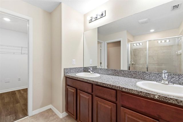 16948 STORYLINE DR, Land O Lakes, FL 34638