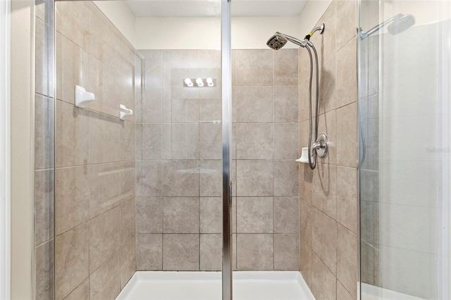 16948 STORYLINE DR, Land O Lakes, FL 34638