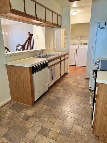 864 Rivanna River Reach RCH, Chesapeake, VA 23320