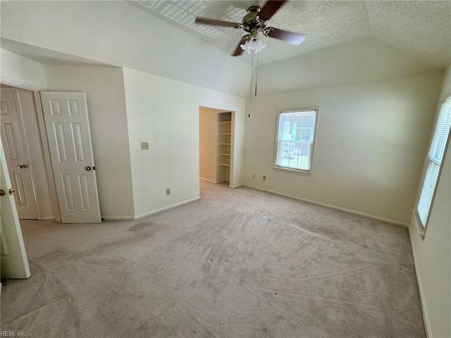 864 Rivanna River Reach RCH, Chesapeake, VA 23320