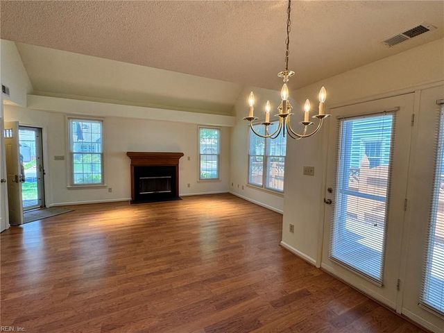 864 Rivanna River Reach RCH, Chesapeake, VA 23320