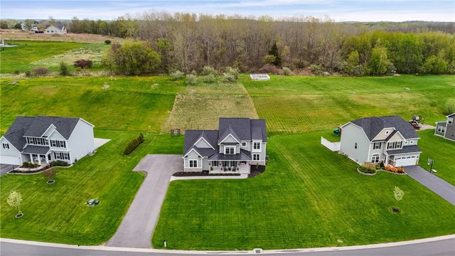 84 Copper Beech, Perinton, NY 14450