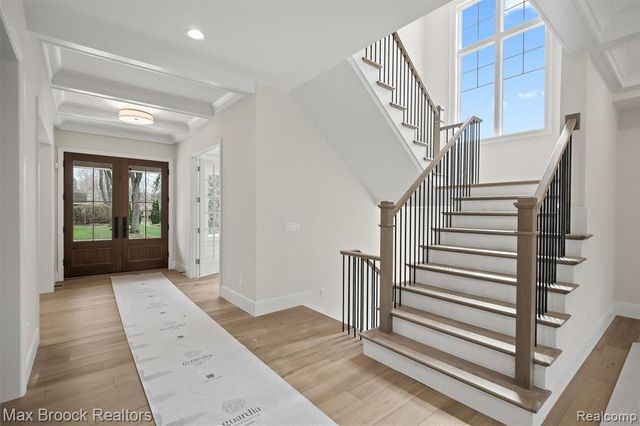 3627 Middlebury Lane, Bloomfield Hills, MI 48301