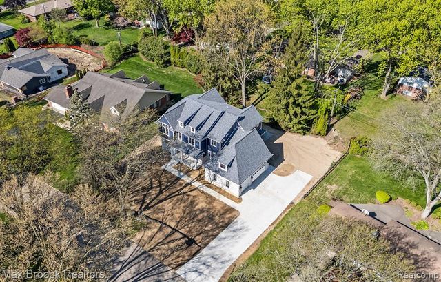 3627 Middlebury Lane, Bloomfield Hills, MI 48301