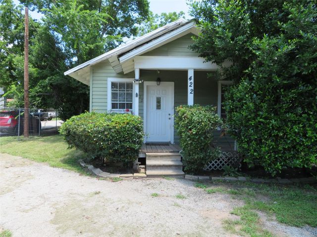 422 Mill Avenue, Conroe, TX 77301